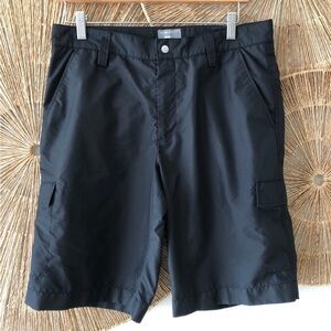 🩳 Men’s J. Lindeberg Cargo Shorts – Size 32 – Stylish & Functional! ⚡